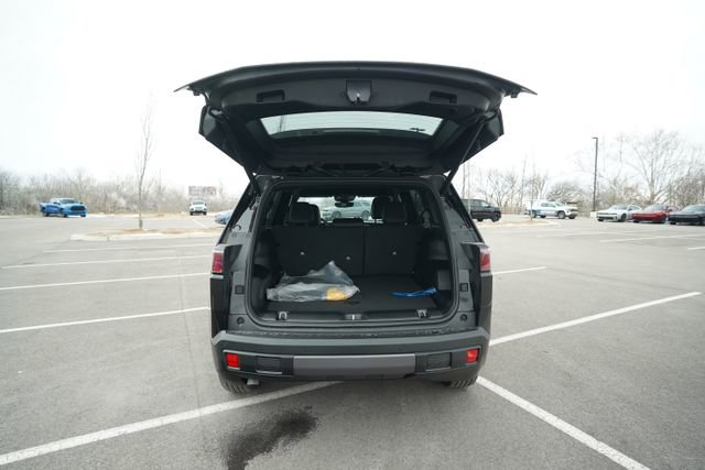 New 2026 Jeep Cherokee Limited image 16