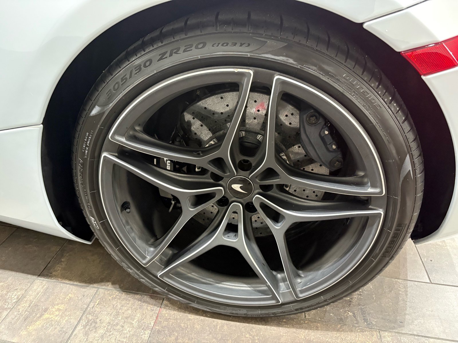 Used 2020 McLaren 720S Luxury image 29