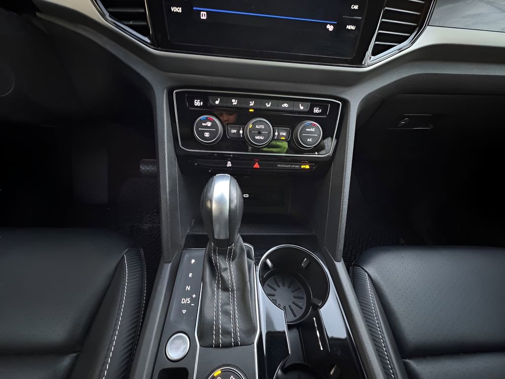 Used 2021 Volkswagen Atlas Cross Sport SEL image 15