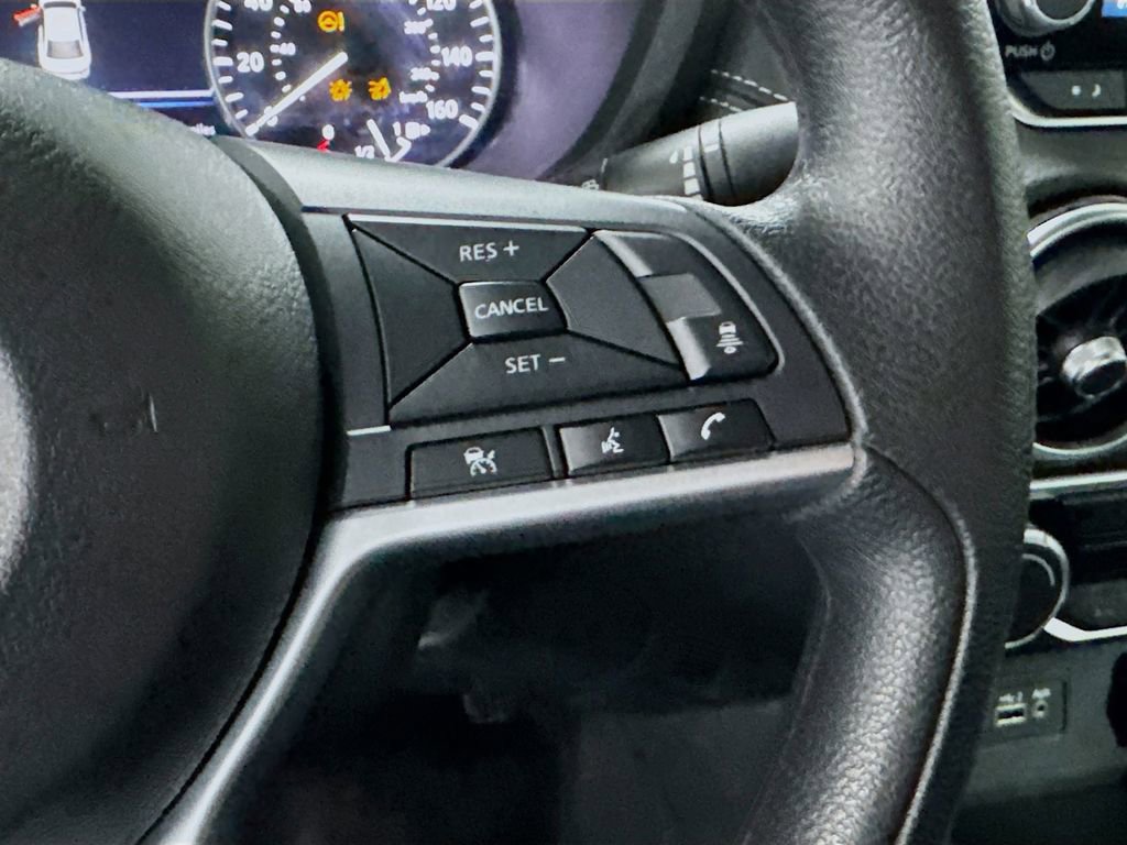 Used 2023 Nissan Sentra SV image 9