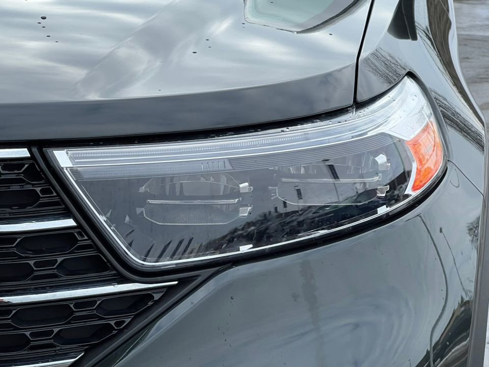 Certified 2023 Ford Explorer XLT w/ Equipment Group 202A image 38