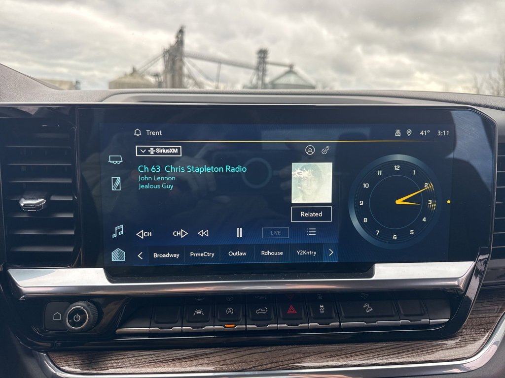 Used 2023 Chevrolet Silverado 1500 LT image 13