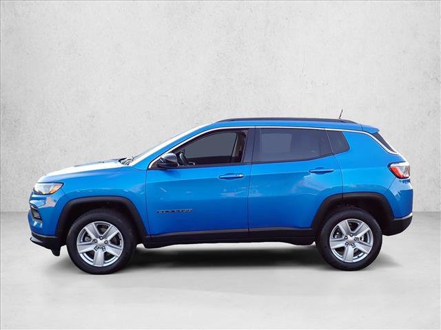 Used 2022 Jeep Compass Latitude AWD/4WD image 2