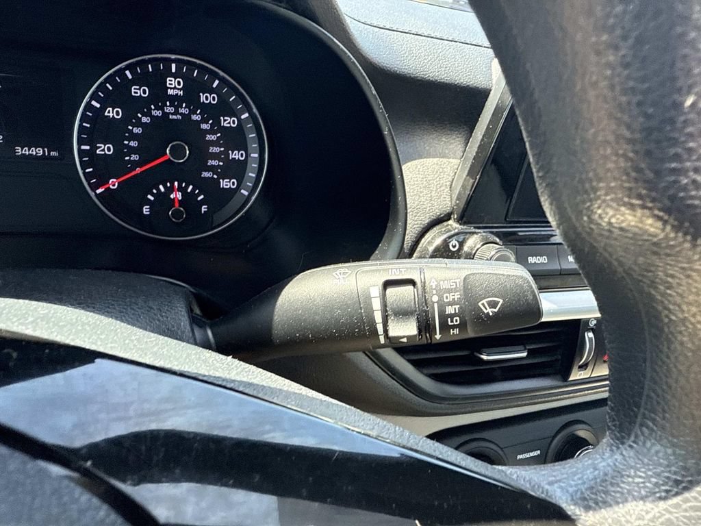 Used 2022 Kia Forte LXS FWD image 29