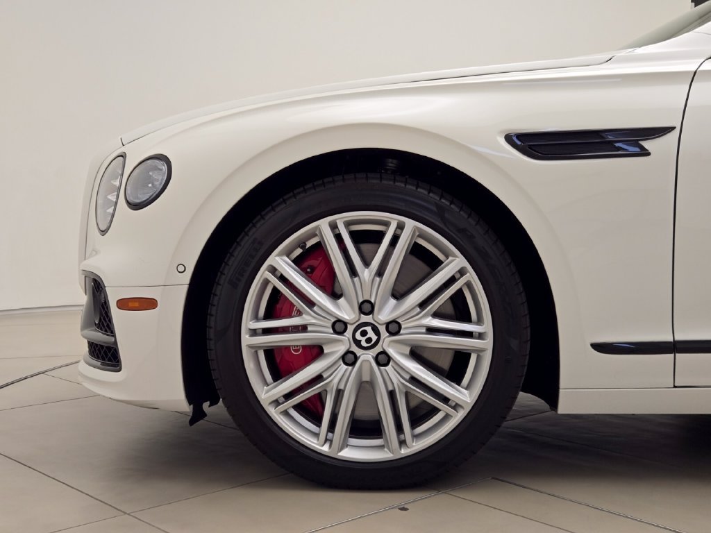 Certified 2023 Bentley Flying Spur V8 AWD/4WD image 6