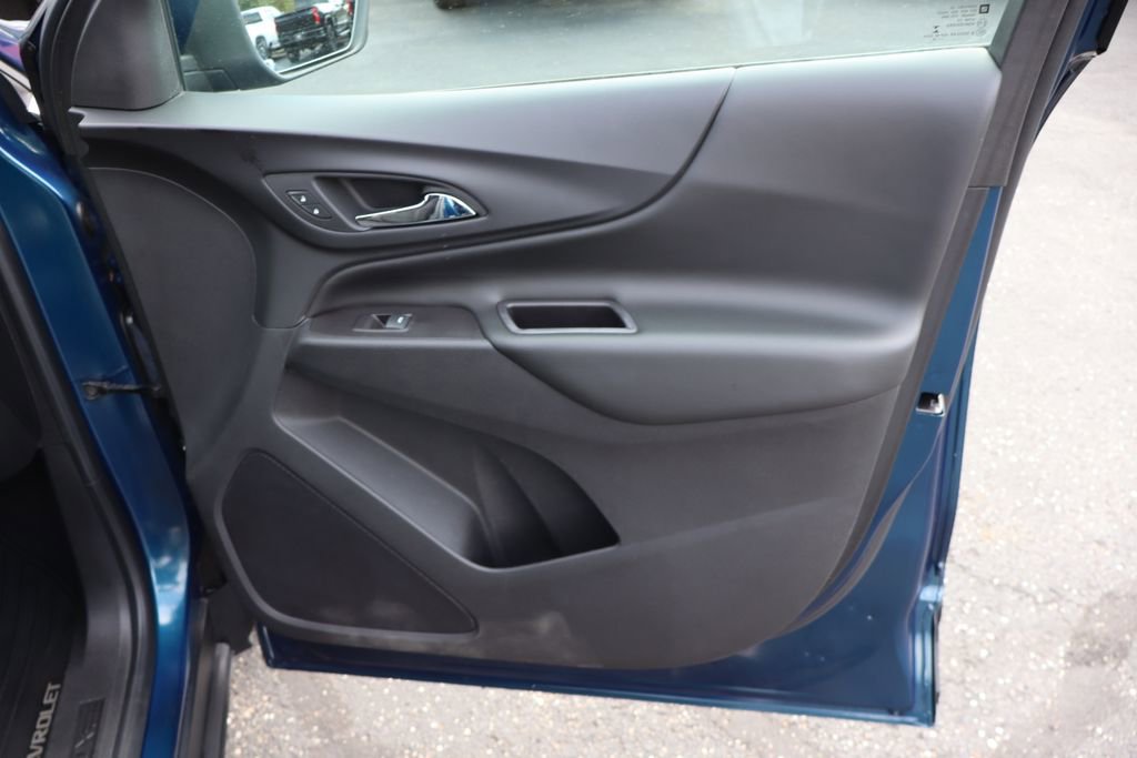 Used 2019 Chevrolet Equinox LT w/ Driver Convenience Package FWD image 25