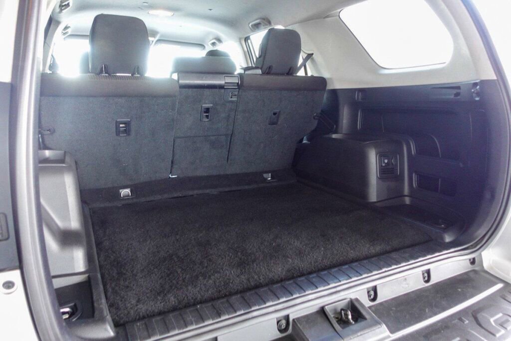 Certified 2022 Toyota 4Runner TRD Off-Road image 30