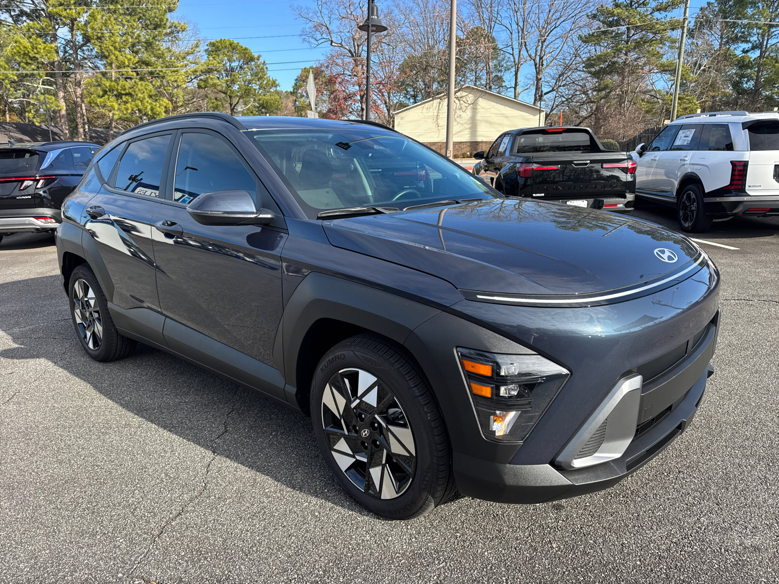 Certified 2025 Hyundai Kona SEL image 3