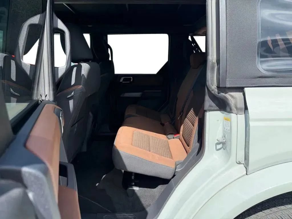 Used 2022 Ford Bronco Outer Banks AWD/4WD image 29