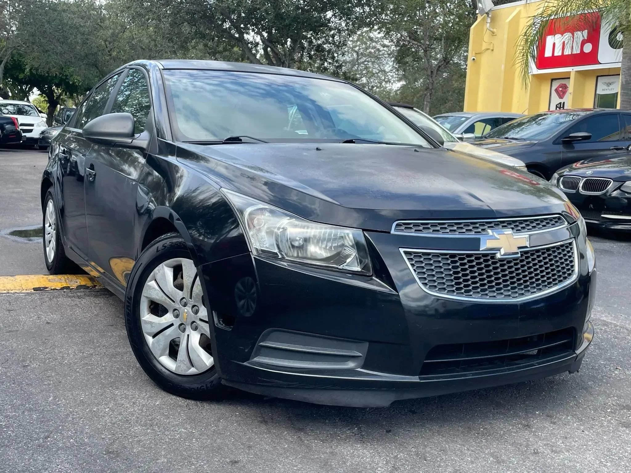 Used 2012 Chevrolet Cruze LS w/ Connectivity Package FWD video 2