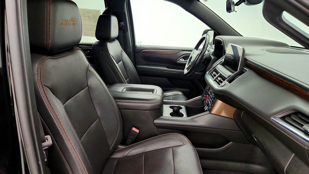 Used 2022 Chevrolet Suburban High Country AWD/4WD image 24