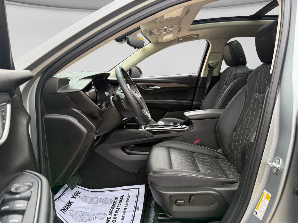 Used 2023 Buick Envision Avenir AWD/4WD image 20