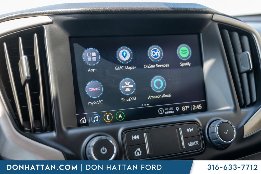 Used 2024 GMC Terrain Denali AWD/4WD image 9