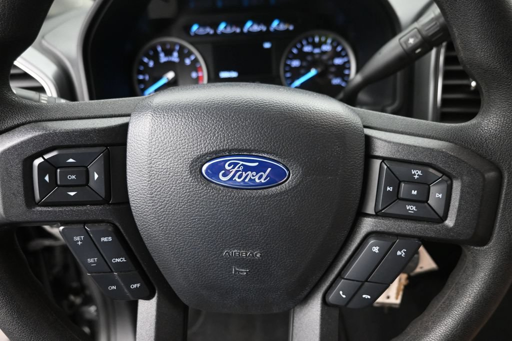 Used 2020 Ford F350 XLT w/ XLT Premium Package AWD/4WD image 17