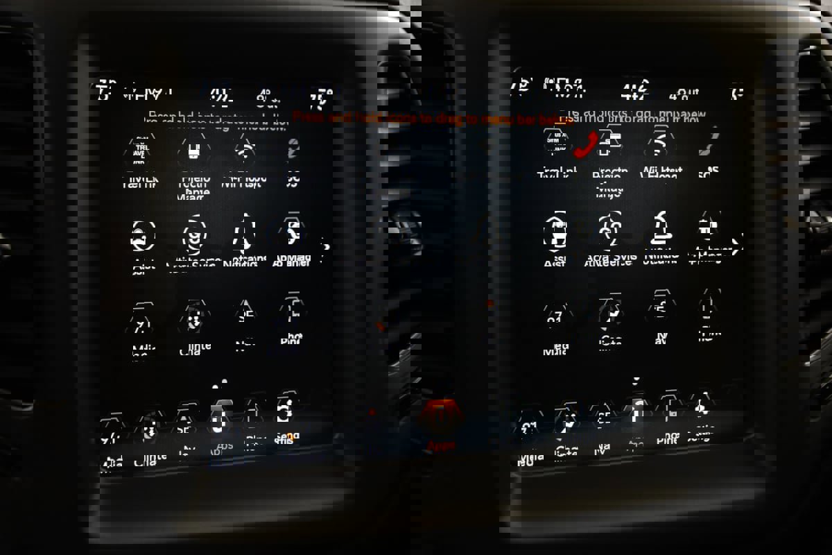 Used 2018 Jeep Compass Latitude w/ Popular Equipment Group image 29