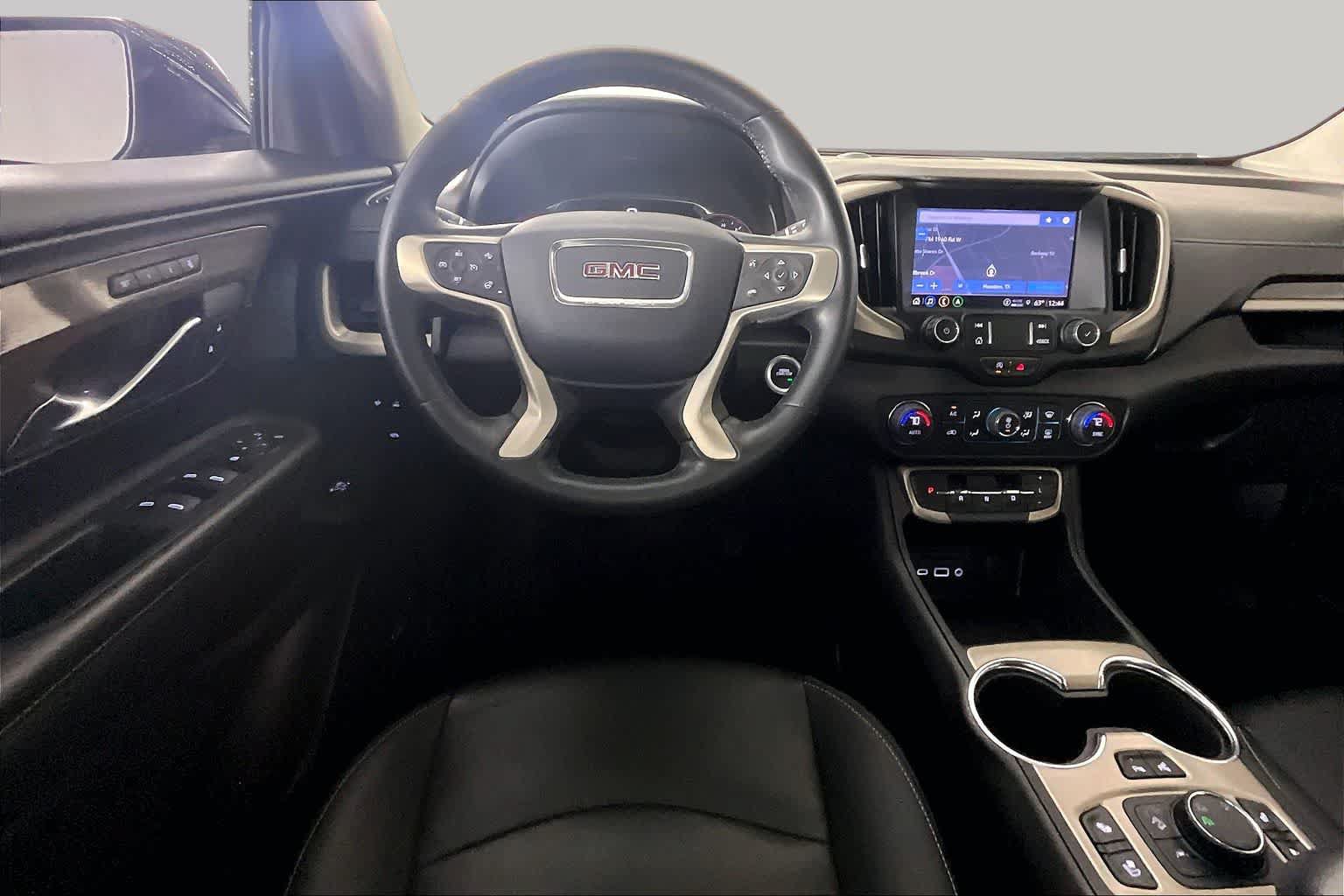 Used 2023 GMC Terrain Denali w/ Black Diamond Edition AWD/4WD image 6