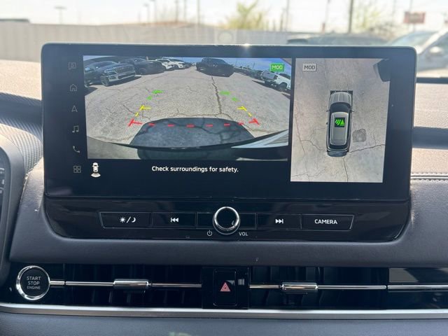 Used 2025 Mitsubishi Outlander SE image 16