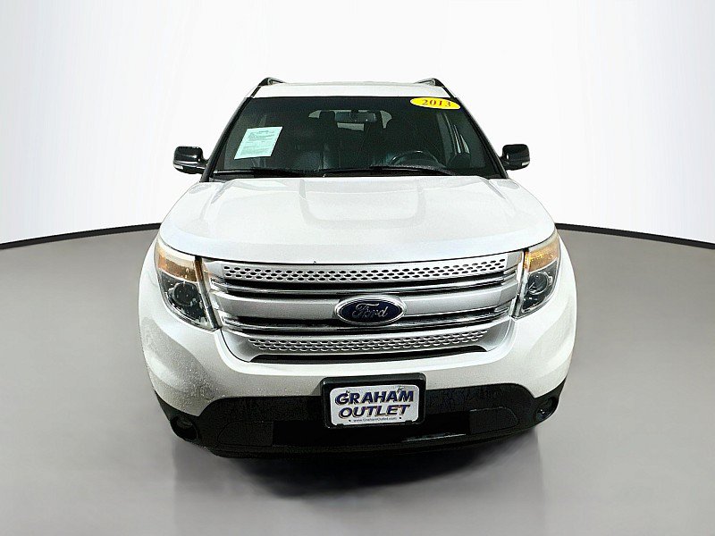 Used 2013 Ford Explorer XLT AWD/4WD image 2