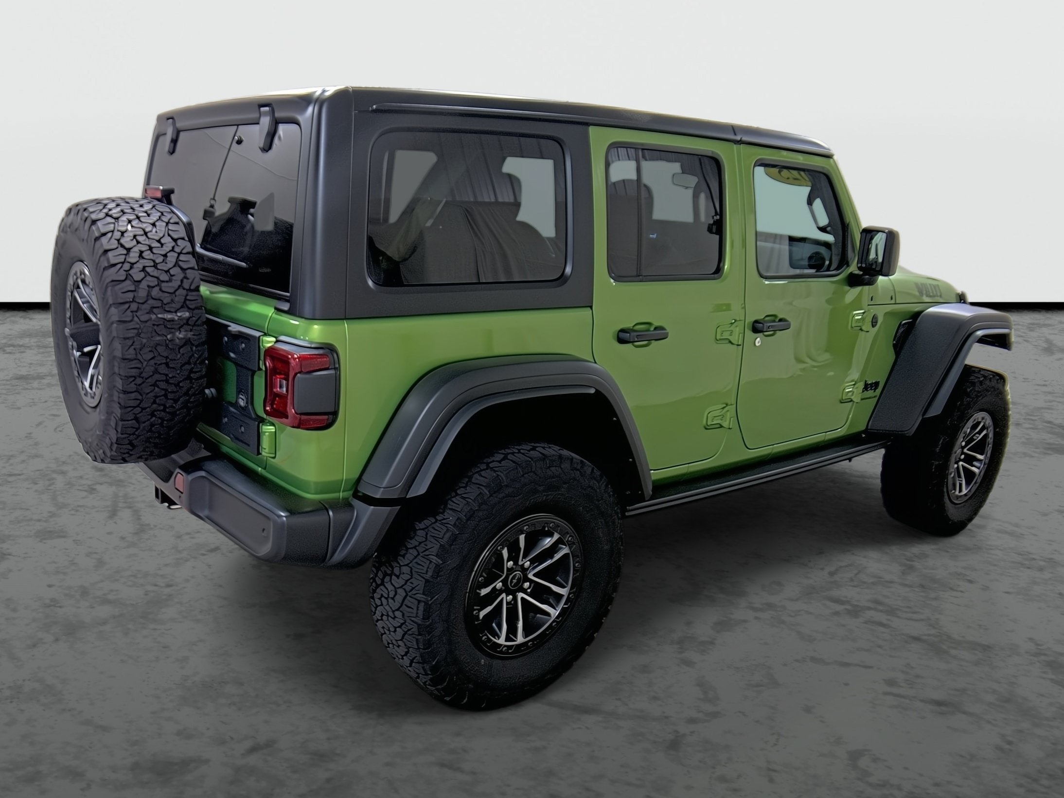 Used 2025 Jeep Wrangler Unlimited Sport AWD/4WD image 4