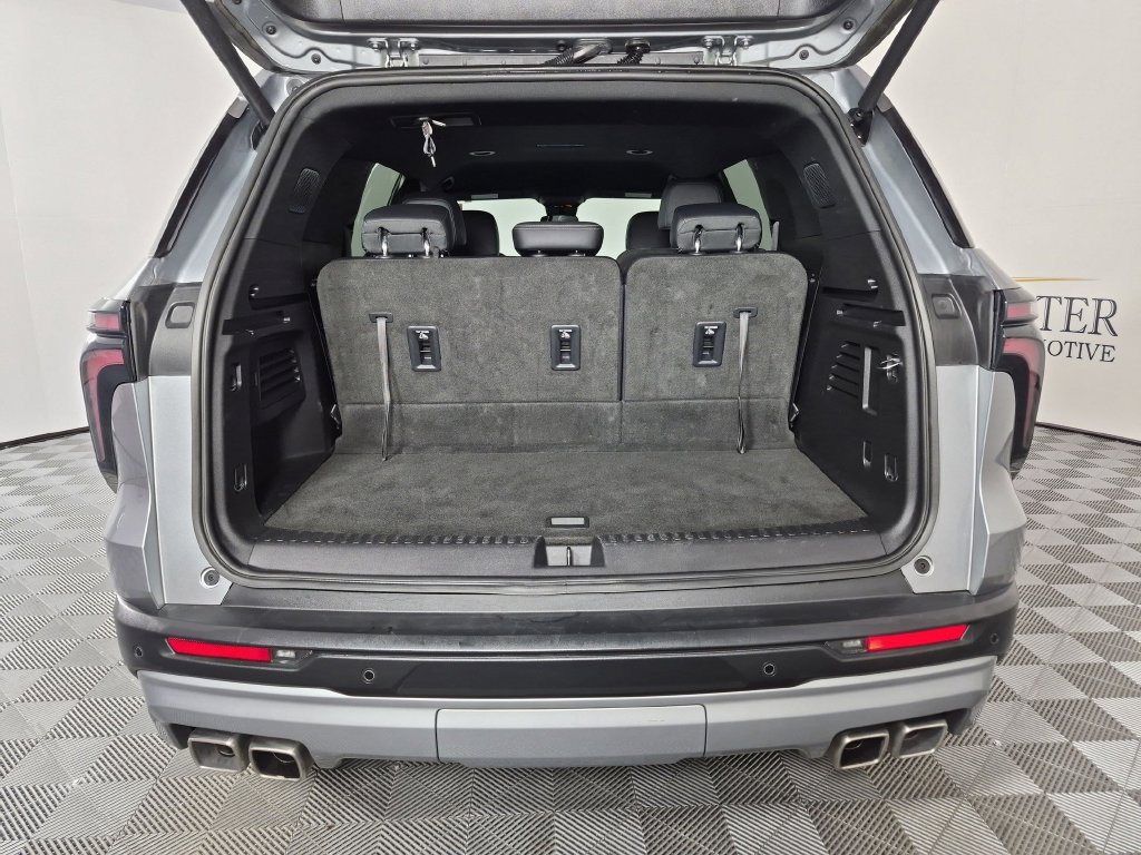 Certified 2025 Chevrolet Traverse LT AWD/4WD image 34