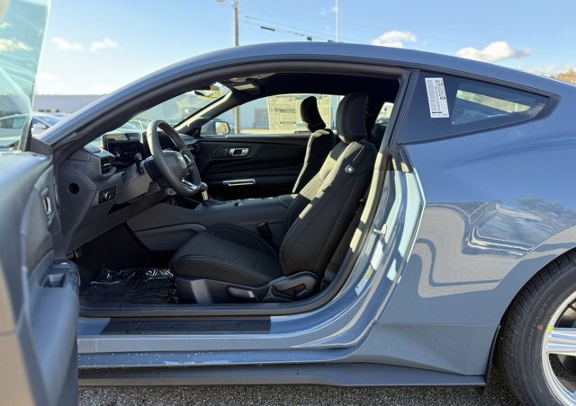 New 2026 Ford Mustang Coupe image 10