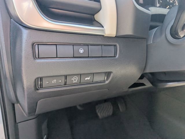 New 2026 Nissan Rogue SV AWD/4WD image 17