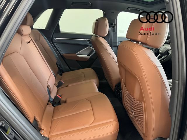 Used 2025 Audi Q3 2.0T Premium w/ Convenience Package AWD/4WD image 38