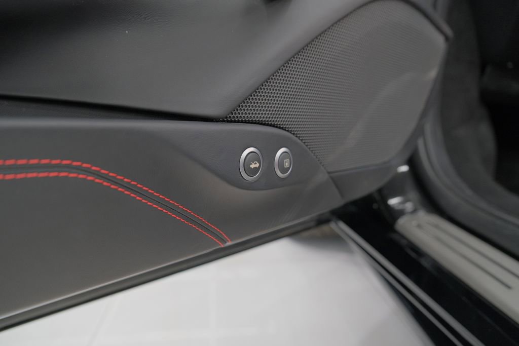 Used 2019 Ferrari 488 Spider image 46