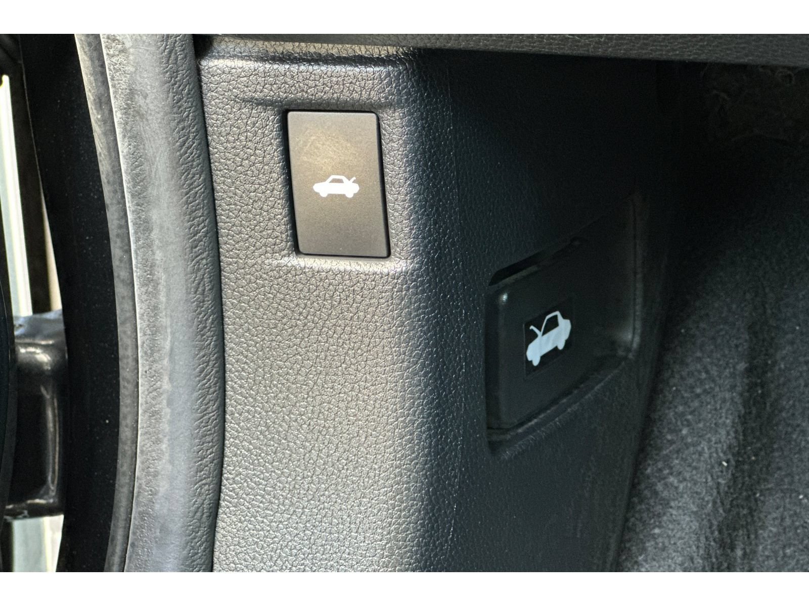Used 2024 Honda Accord EX image 42