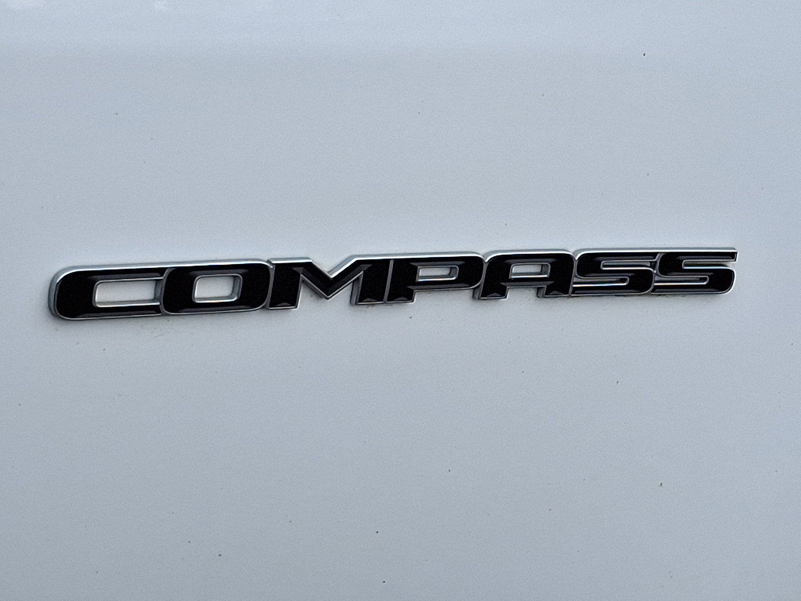 Used 2022 Jeep Compass Latitude w/ Sun and Sound Group AWD/4WD image 33