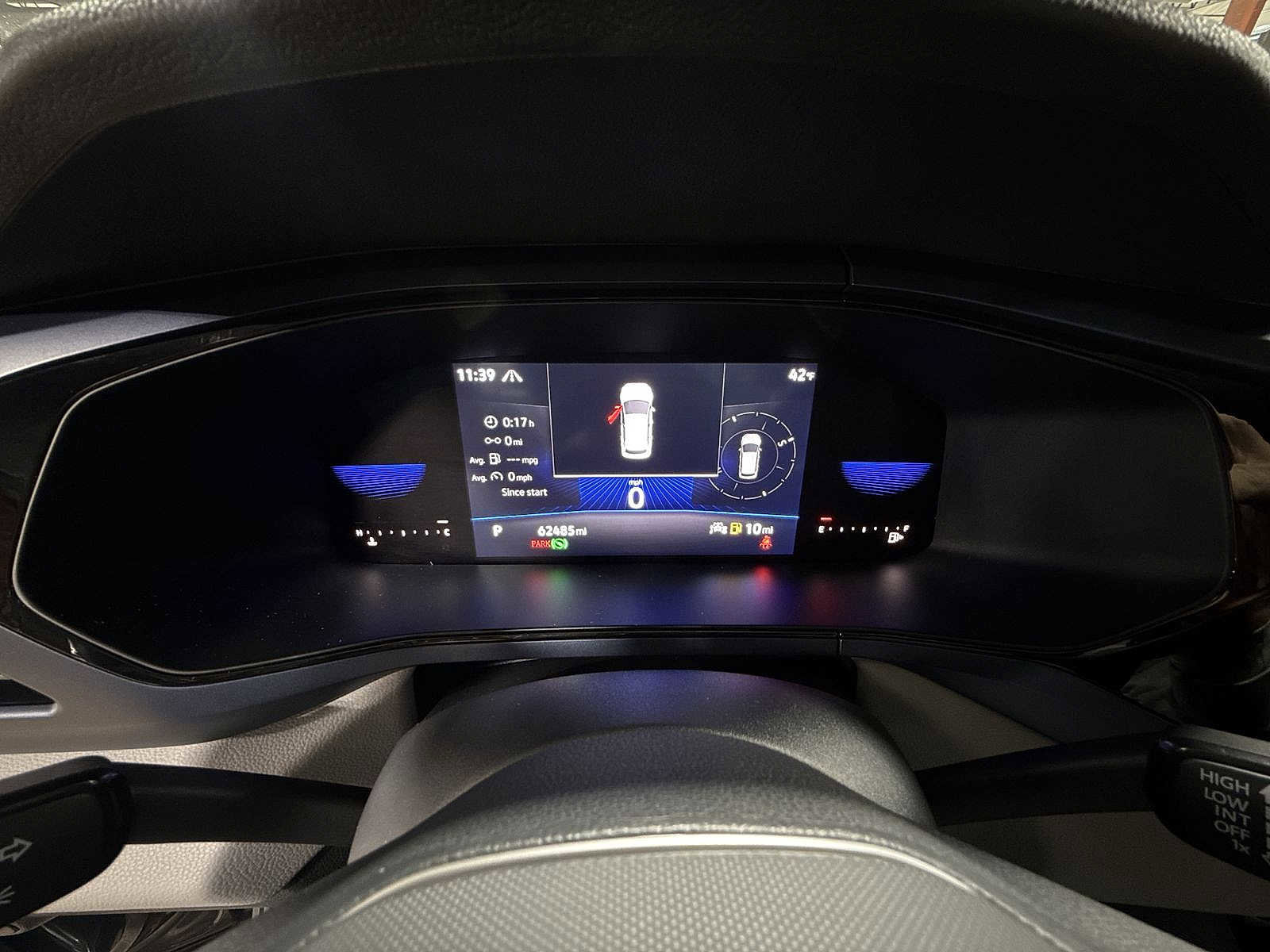 Used 2022 Volkswagen Taos SE image 33