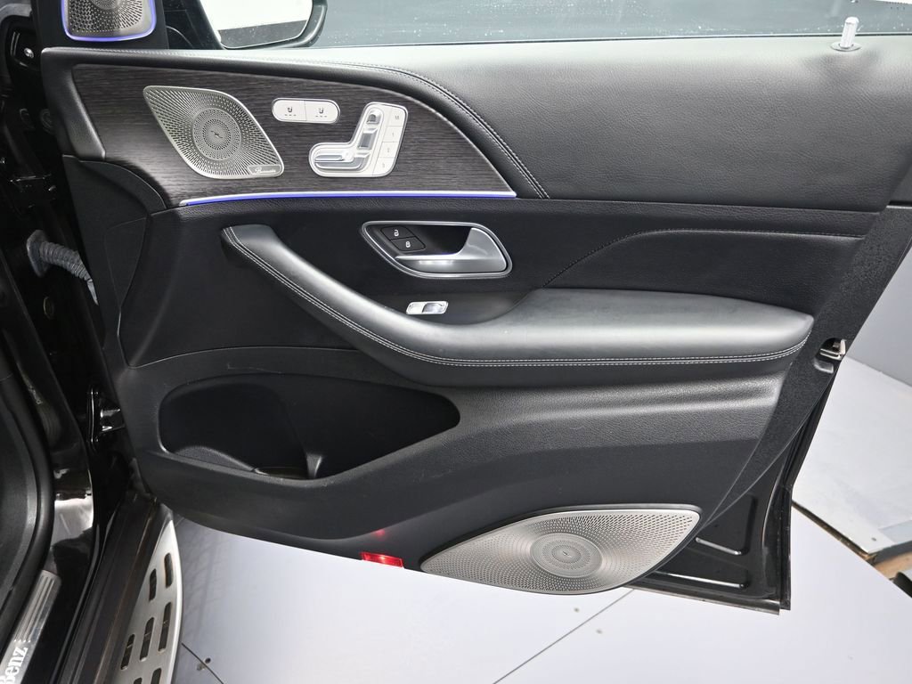 Used 2021 Mercedes-Benz GLS 580 4MATIC image 41