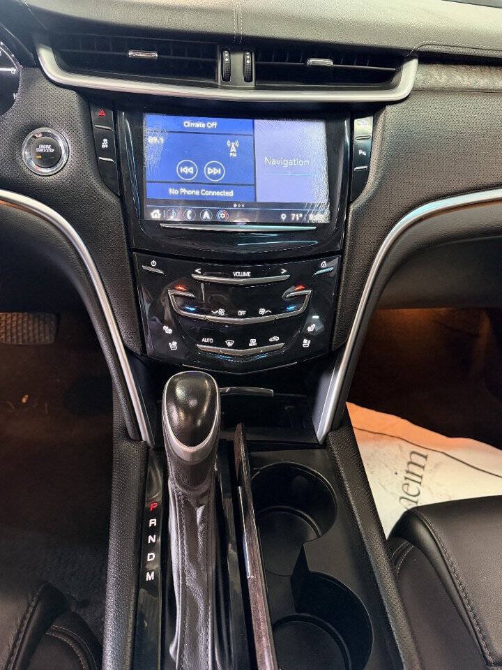 Used 2018 Cadillac XTS Luxury AWD/4WD image 9