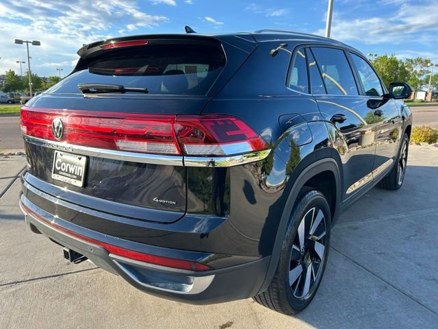 Used 2025 Volkswagen Atlas Cross Sport SE AWD/4WD image 8