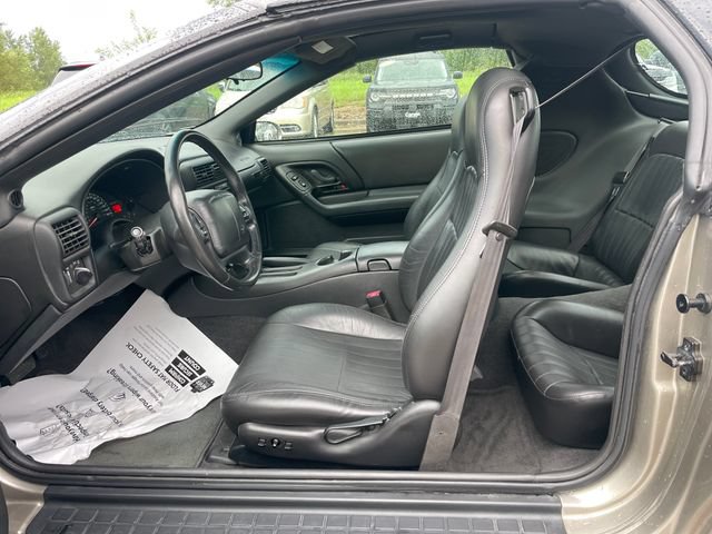 Used 2002 Chevrolet Camaro Z28 w/ SS Performance/Appearance Pkg RWD image 19