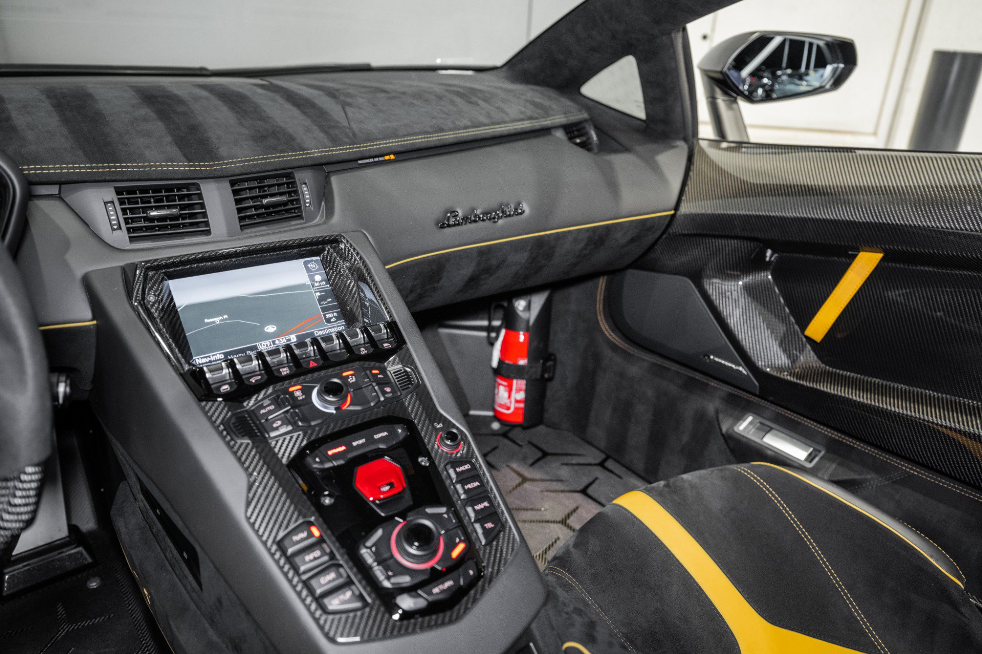 Used 2016 Lamborghini Aventador LP 750-4 Superveloce AWD/4WD image 32