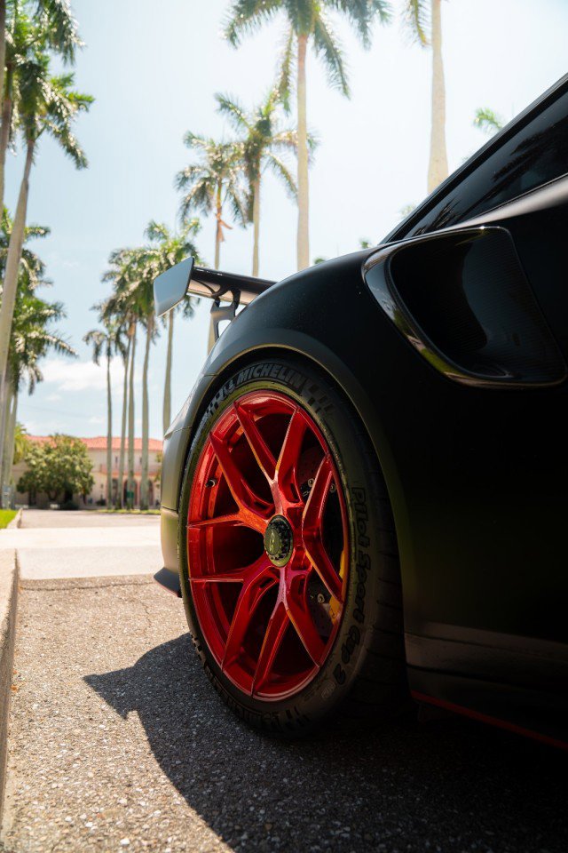 Used 2018 Porsche 911 GT2 RS RWD image 46