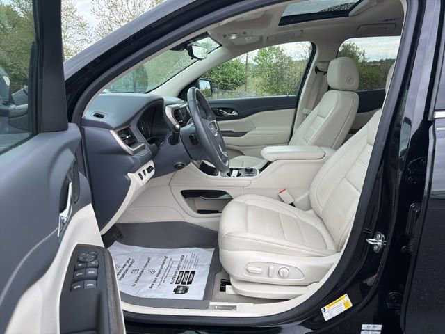 Used 2023 GMC Acadia Denali w/ Black Diamond Edition AWD/4WD image 13