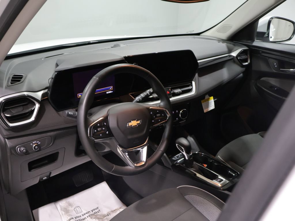 Used 2024 Chevrolet TrailBlazer LT w/ Convenience Package image 17