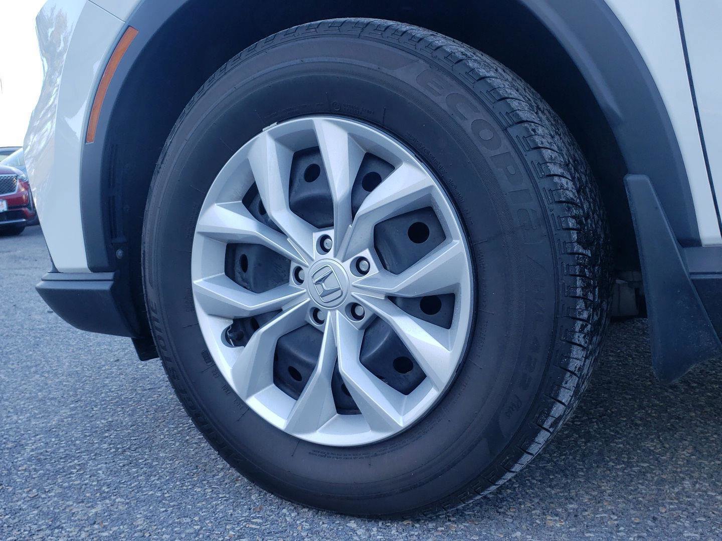 Used 2024 Honda CR-V LX image 18