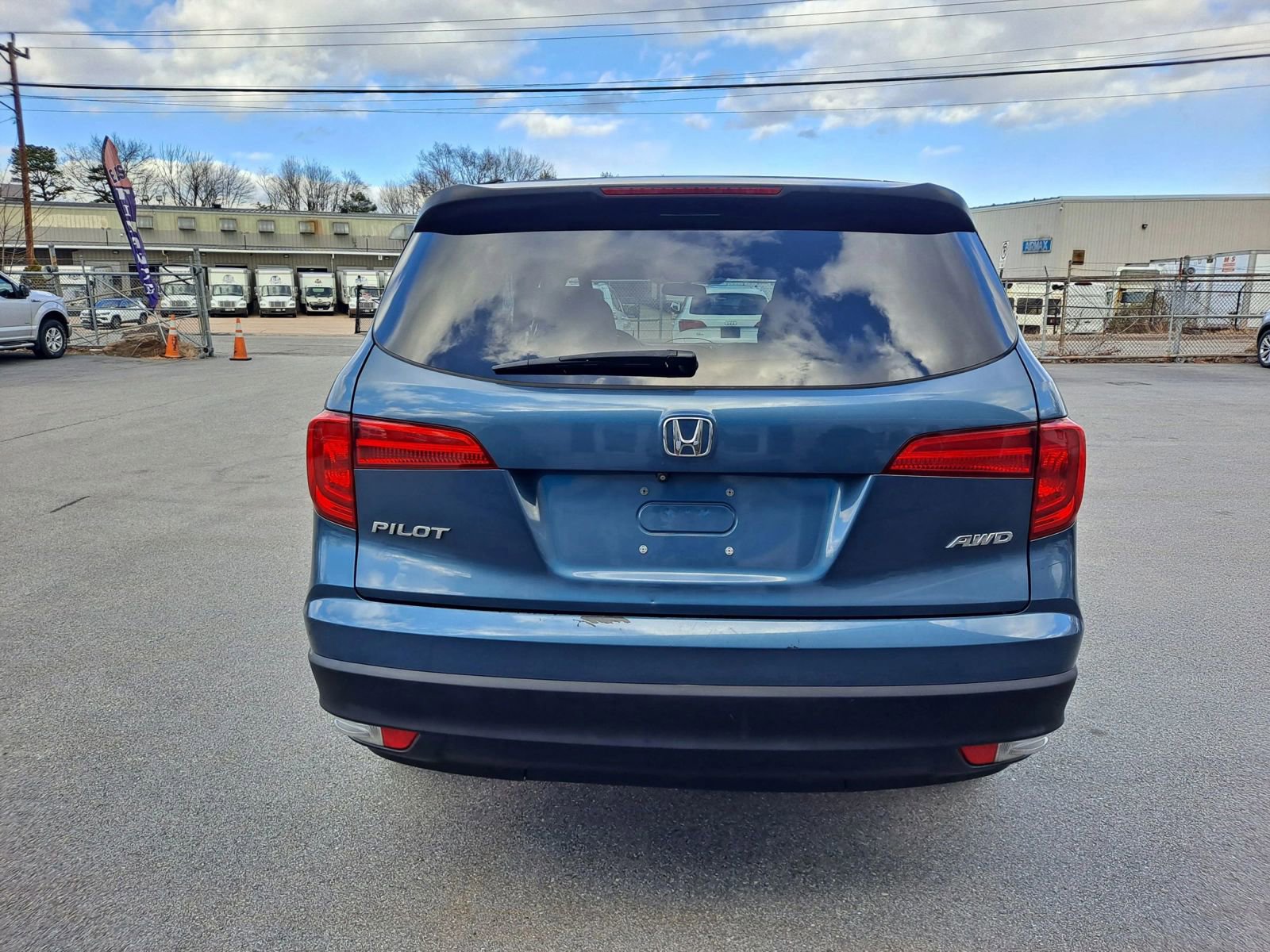 Used 2016 Honda Pilot LX image 6