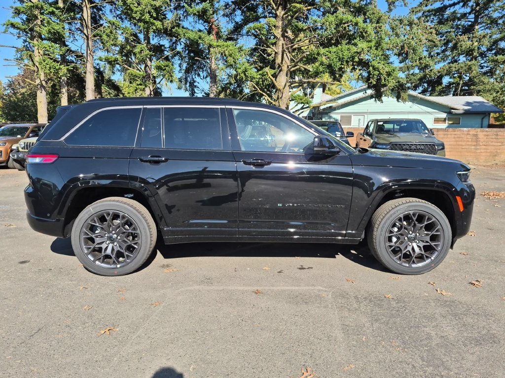 New 2027 Jeep Grand Cherokee Summit AWD/4WD image 8