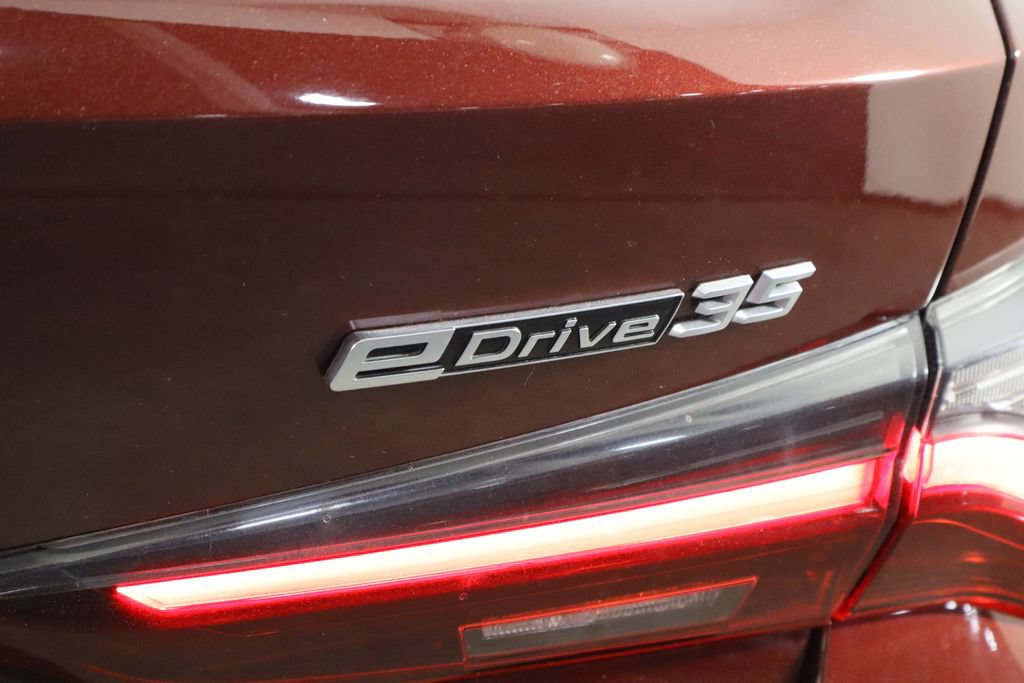 Used 2023 BMW i4 eDrive35 w/ Premium Package RWD image 53