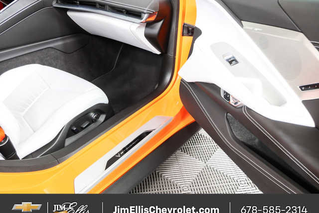 Used 2022 Chevrolet Corvette Stingray Premium Conv w/ Z51 Performance Package RWD image 21