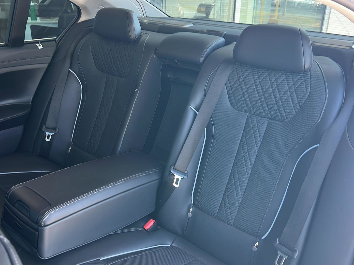 Used 2020 BMW 740i image 32