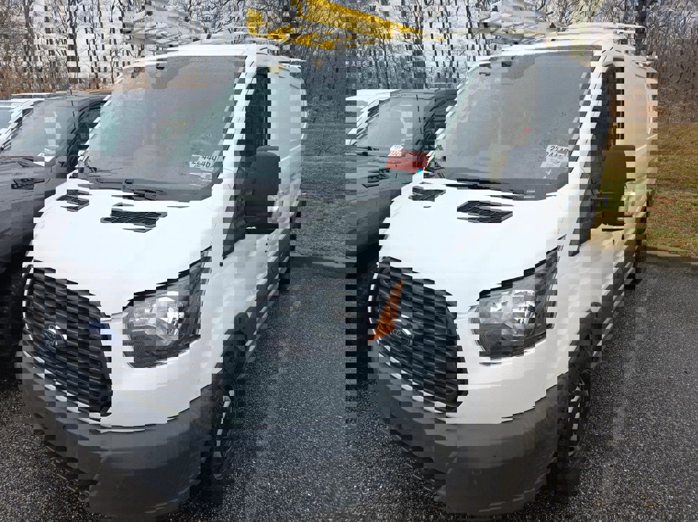 Used 2018 Ford Transit 250 130 Low Roof image 2