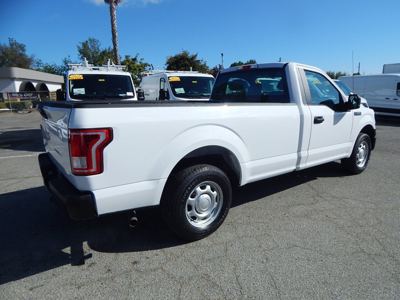 Used 2017 Ford F150 XL w/ Equipment Group 101A Mid RWD image 8