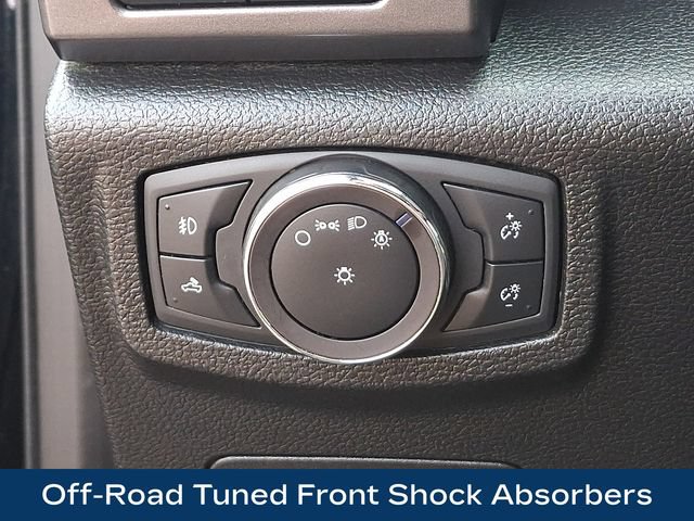 Used 2018 Ford F150 XLT w/ Equipment Group 302A Luxury AWD/4WD image 9