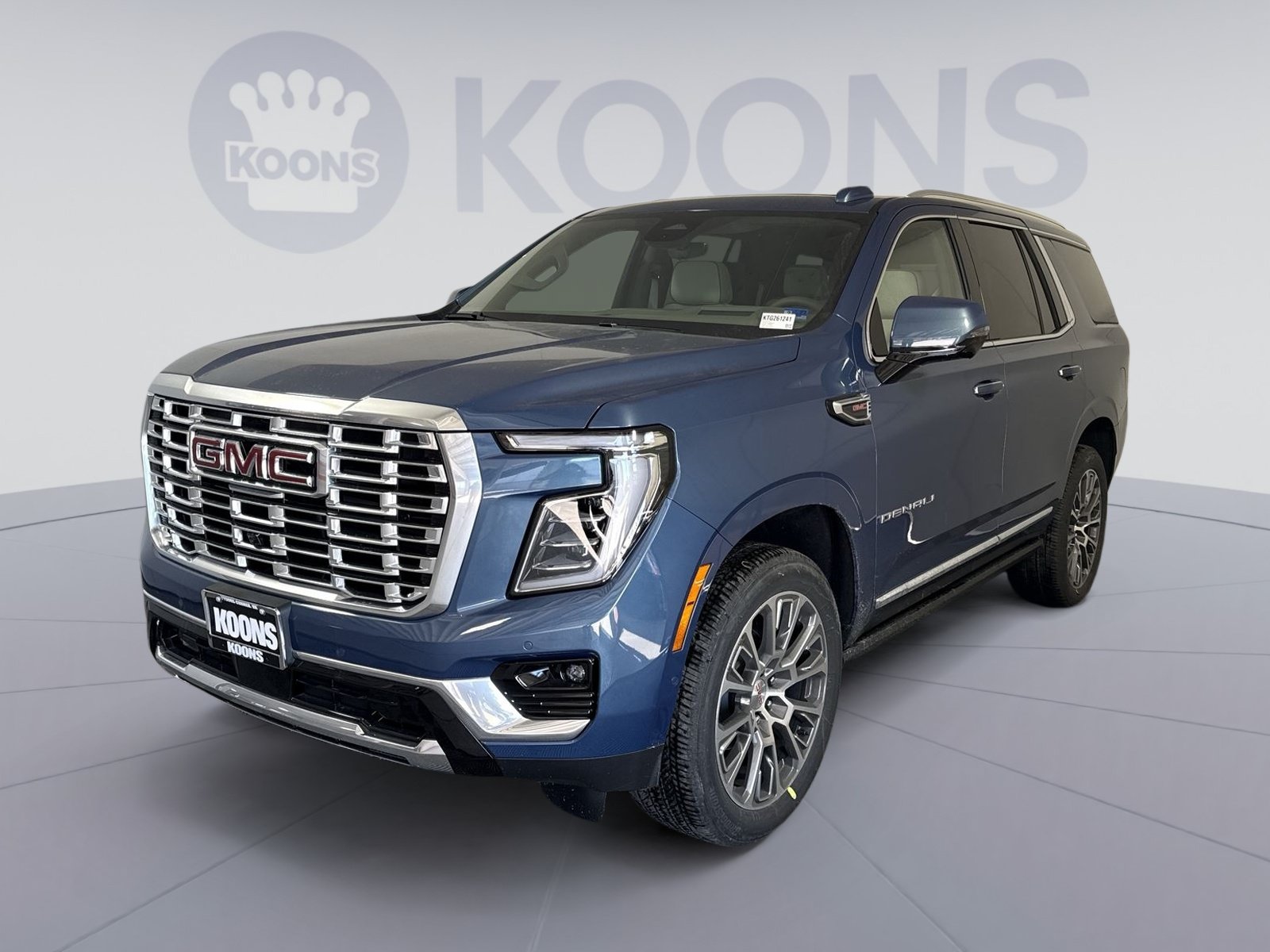 New 2026 GMC Yukon Denali w/ Denali Reserve Package AWD/4WD image 1