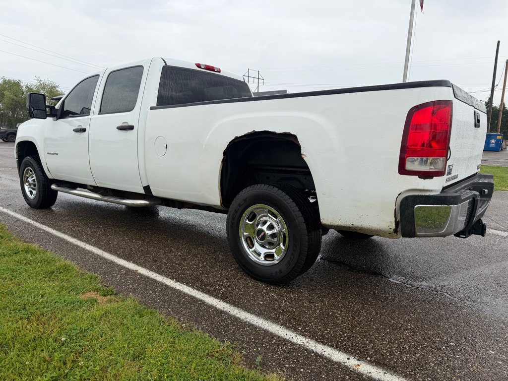 Used 2011 GMC Sierra 2500 W/T AWD/4WD image 7